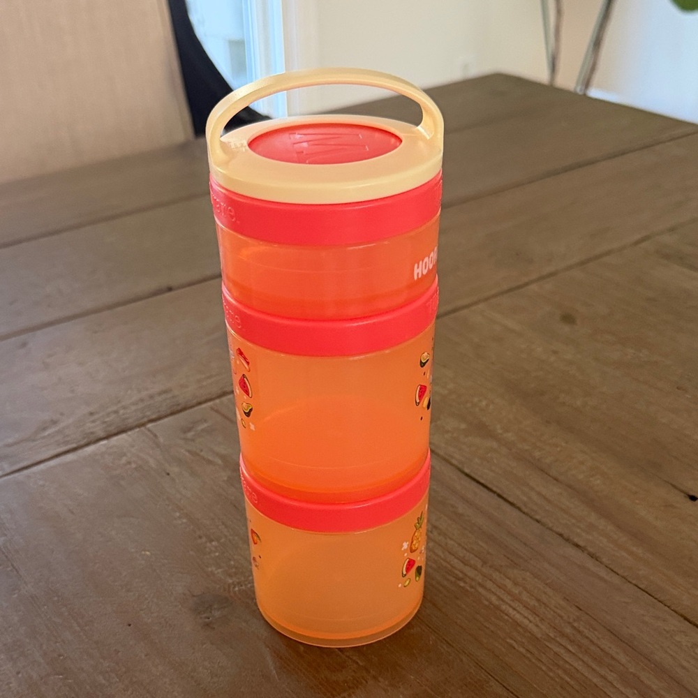Bluey Stackable Snack Containers - Orange & Cream - Picture 2 of 2